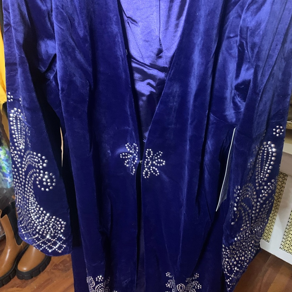 Coat - Picture 2 of 7